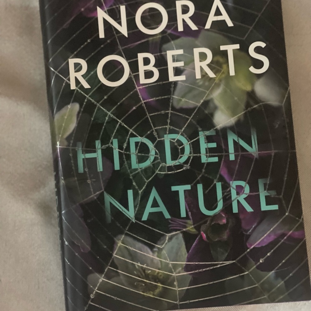 Nora Roberts 'Hidden Nature' Book